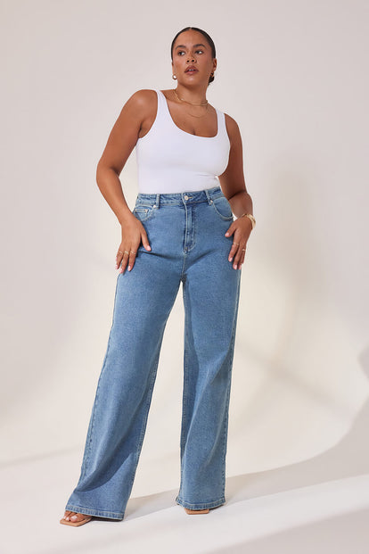 Curve Wide Leg Jeans - Mid Blue
