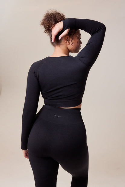 Curve Sculpt Seamless Long Sleeve Top - Black