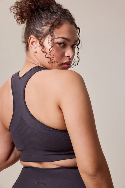 Curve Sculpt Seamless Sports Bra - Shadow
