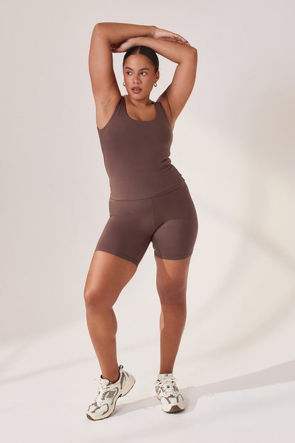 Simone - Height: 5'6 | Wearing Size 42 Tall