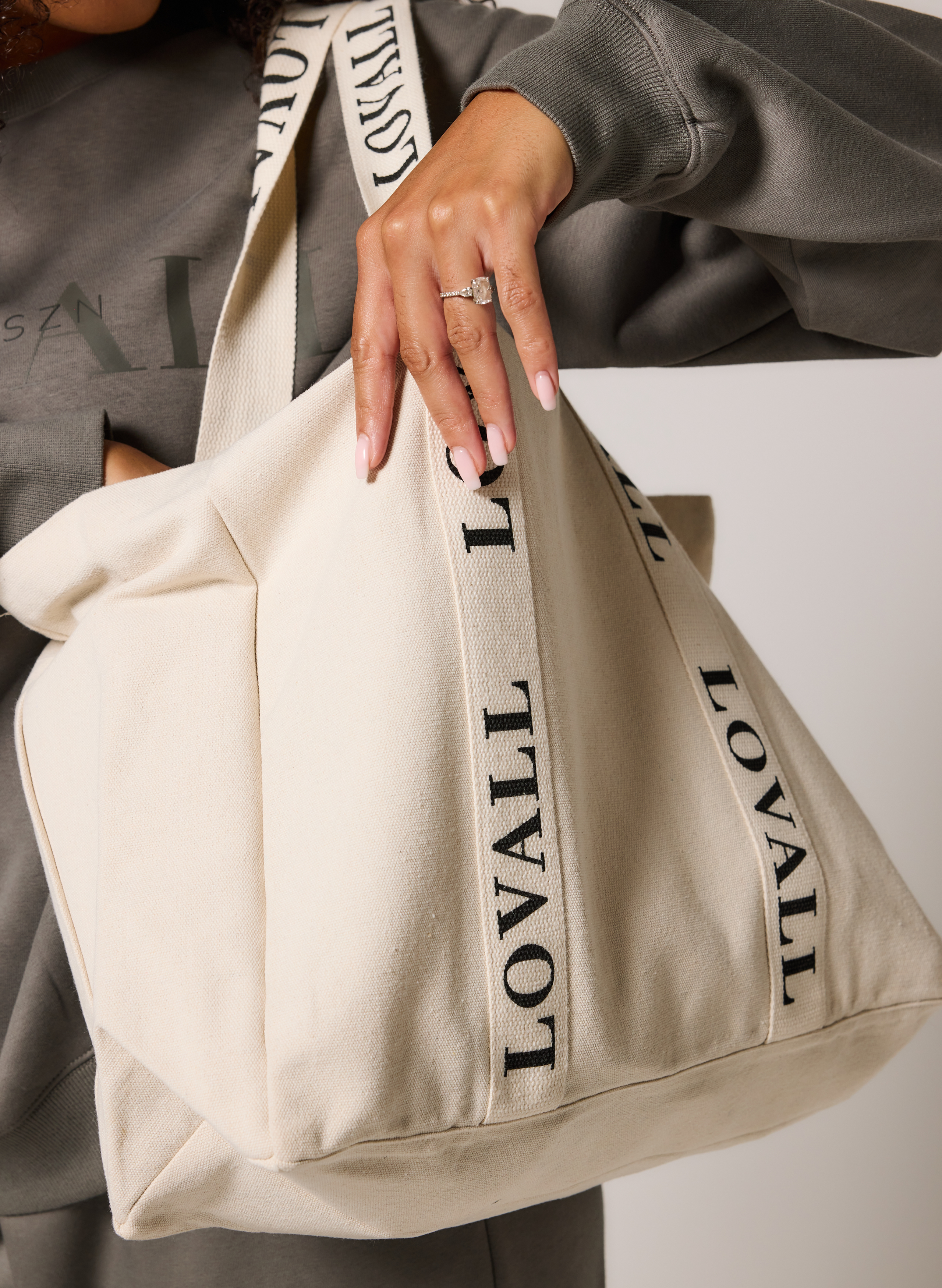 How to Accessorise an Everyday Look