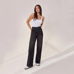 Wide Leg Jeans - Washed Black