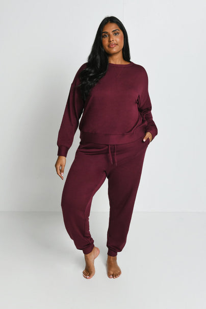 files/C_DarkCherry_LuxeLoungeJoggers_1.jpg