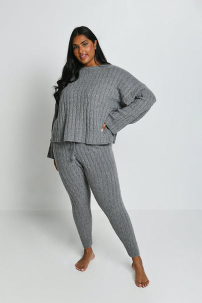 files/C_Grey_CableKnitJogger_1.jpg