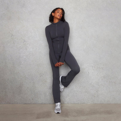 Empower Flare Leggings - Graphite