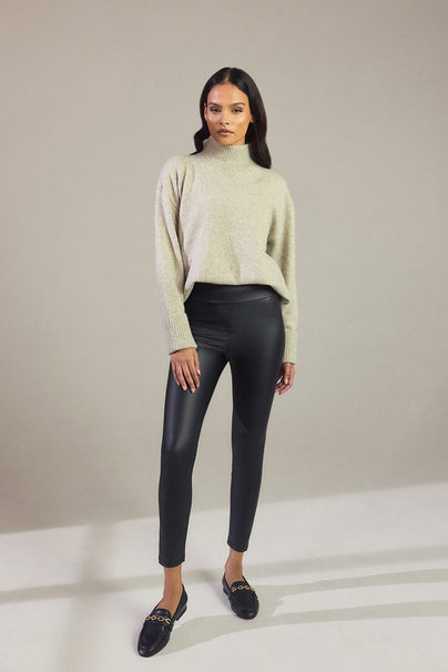 files/EVERYDAY_LEATHER_LEGGING_241022_40617.jpg