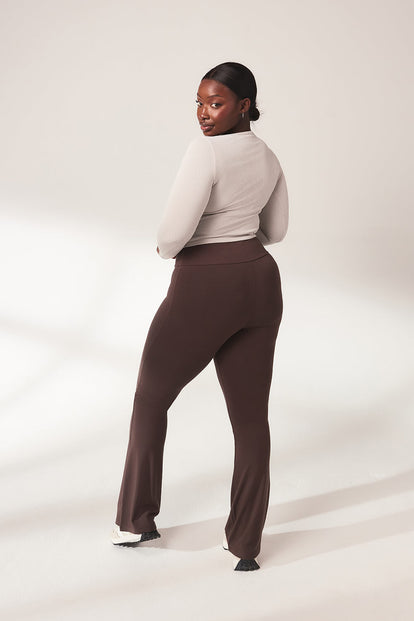 Lightweight Flare Leggings - Espresso Brown