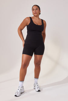 Simone - Height: 5'6 | Wearing Size 42 Tall