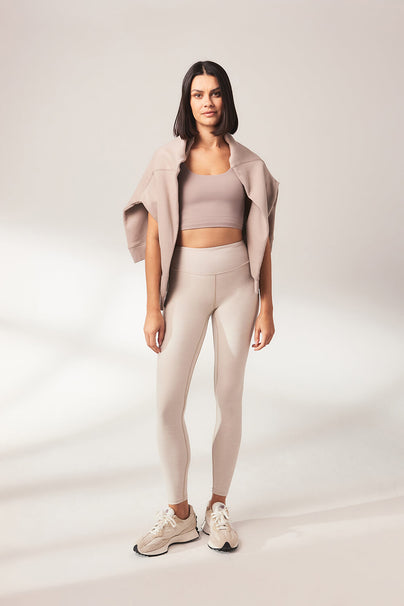 files/LOOK_35_7172_48050d00-e88a-4921-9d0e-563a9289e67a.jpg