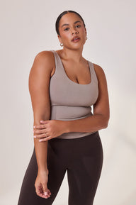 Curve Lightweight Everyday Tank Top - Stone