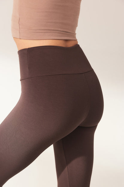 Lightweight Everyday High Waisted Leggings - Espresso Brown