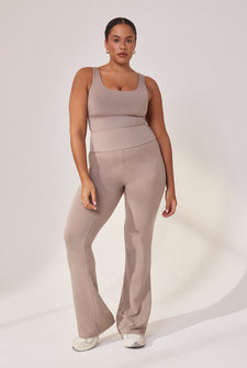 Simone - Height: 5'6 | Wearing Size 42 Tall