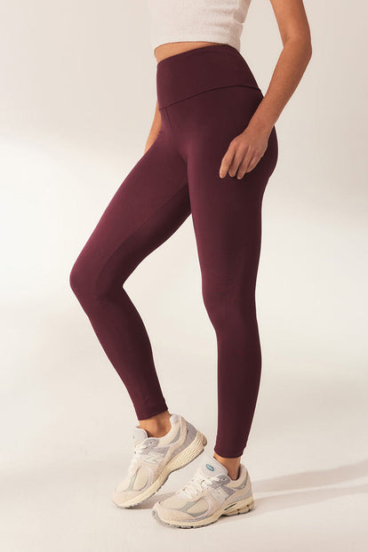 Curve Lightweight Everyday High Waisted Leggings - Burgundy