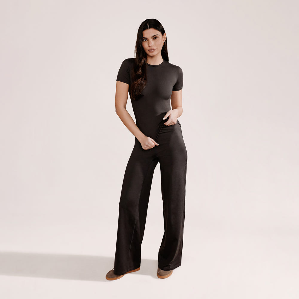 Ultimate Everyday Wide leg Trouser- Black Coffee