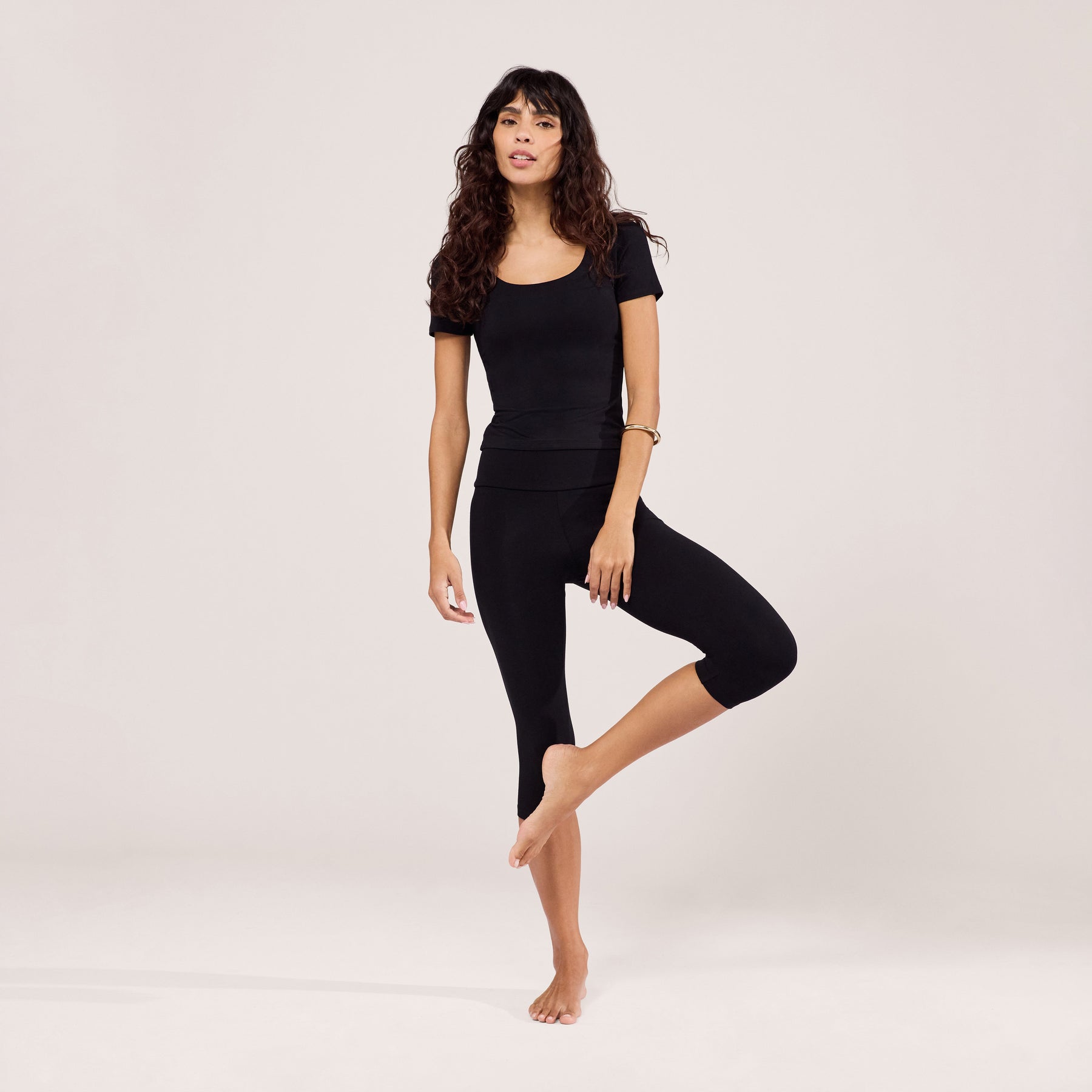 Capri Lightweight Leggings - Black