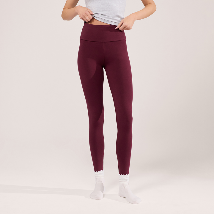 Lightweight Everyday High Waisted Leggings - Burgundy