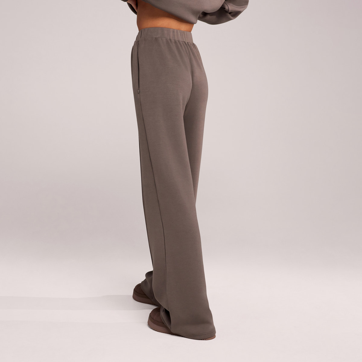 Ultimate Soft Wide Leg Jogger - Mocha