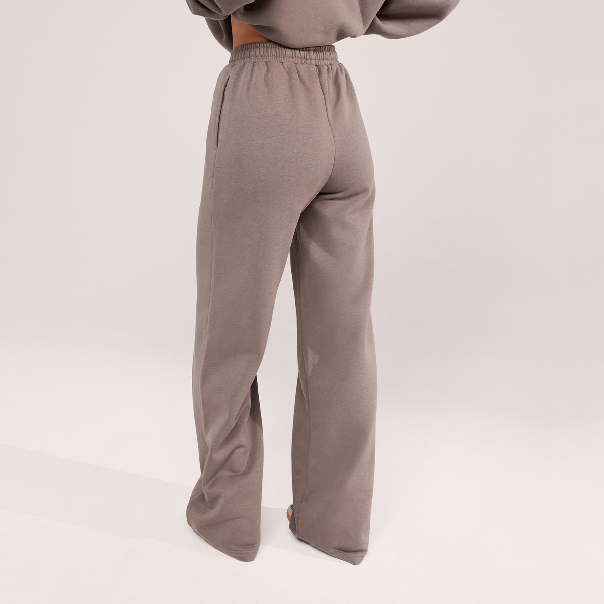 Organic Wide Leg Jogger - Mocha
