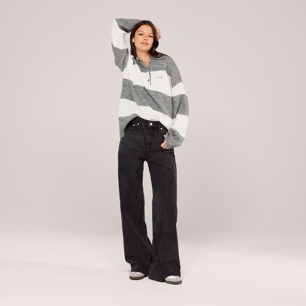 Wide Leg Jeans - Washed Black