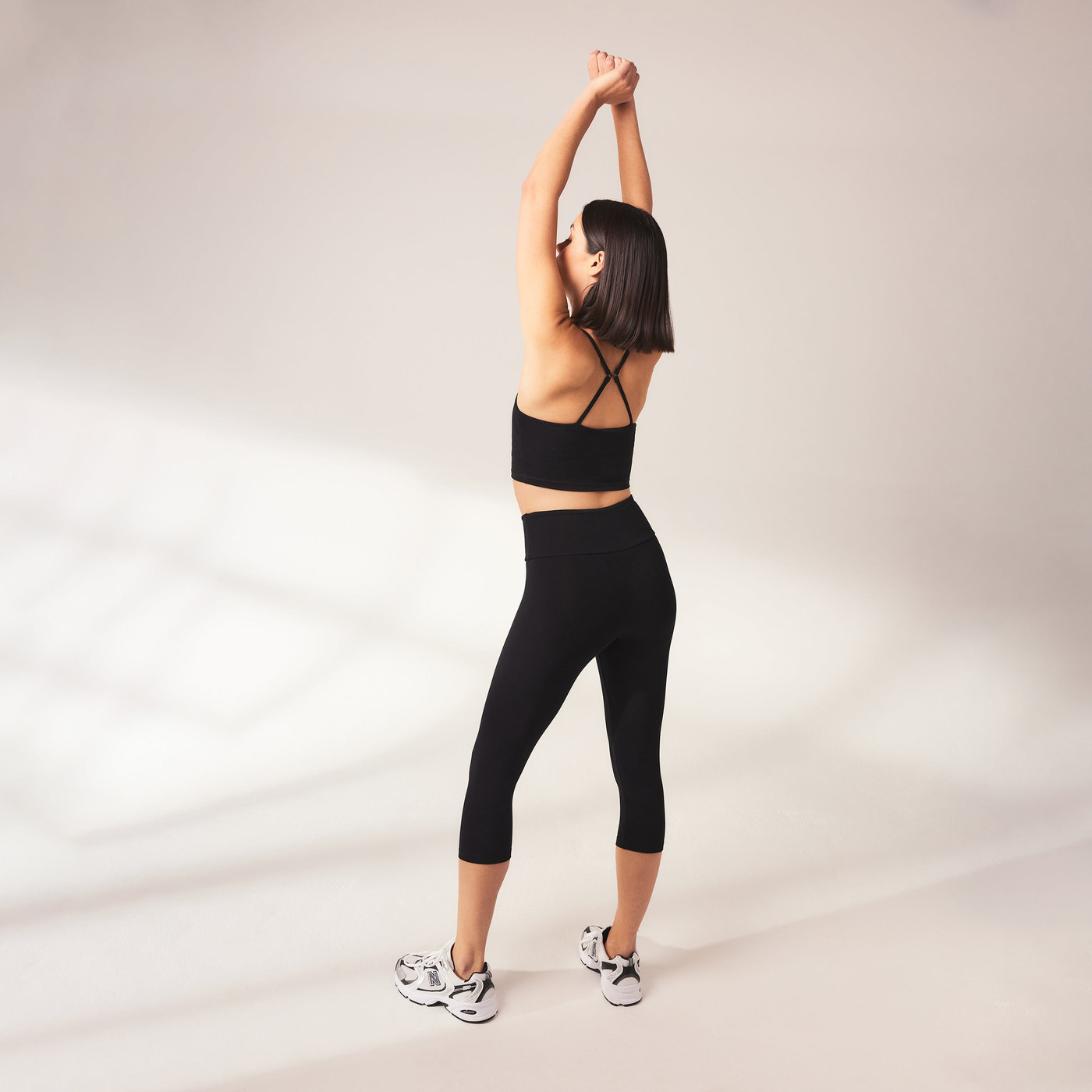 Cropped Lightweight Leggings - Black