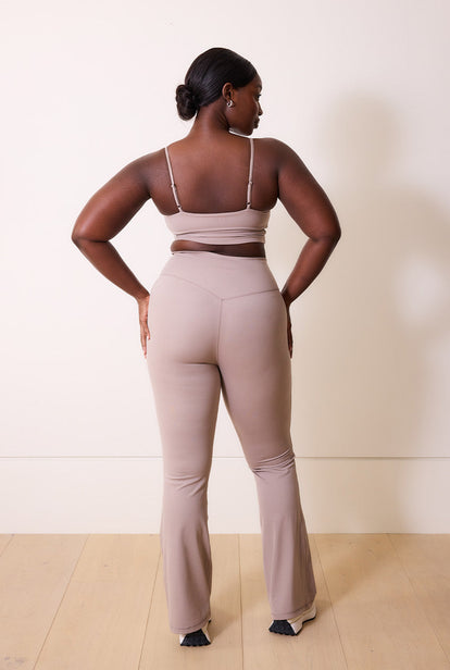 24/7 Revitalise Flare Leggings - Clay