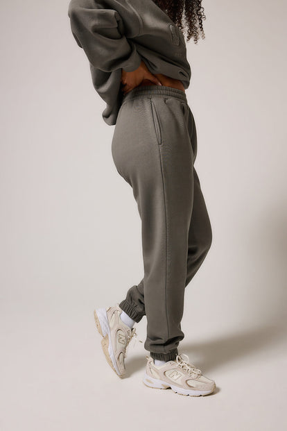 Curve ALL SZN Organic Cuffed Jogger - Slate Green