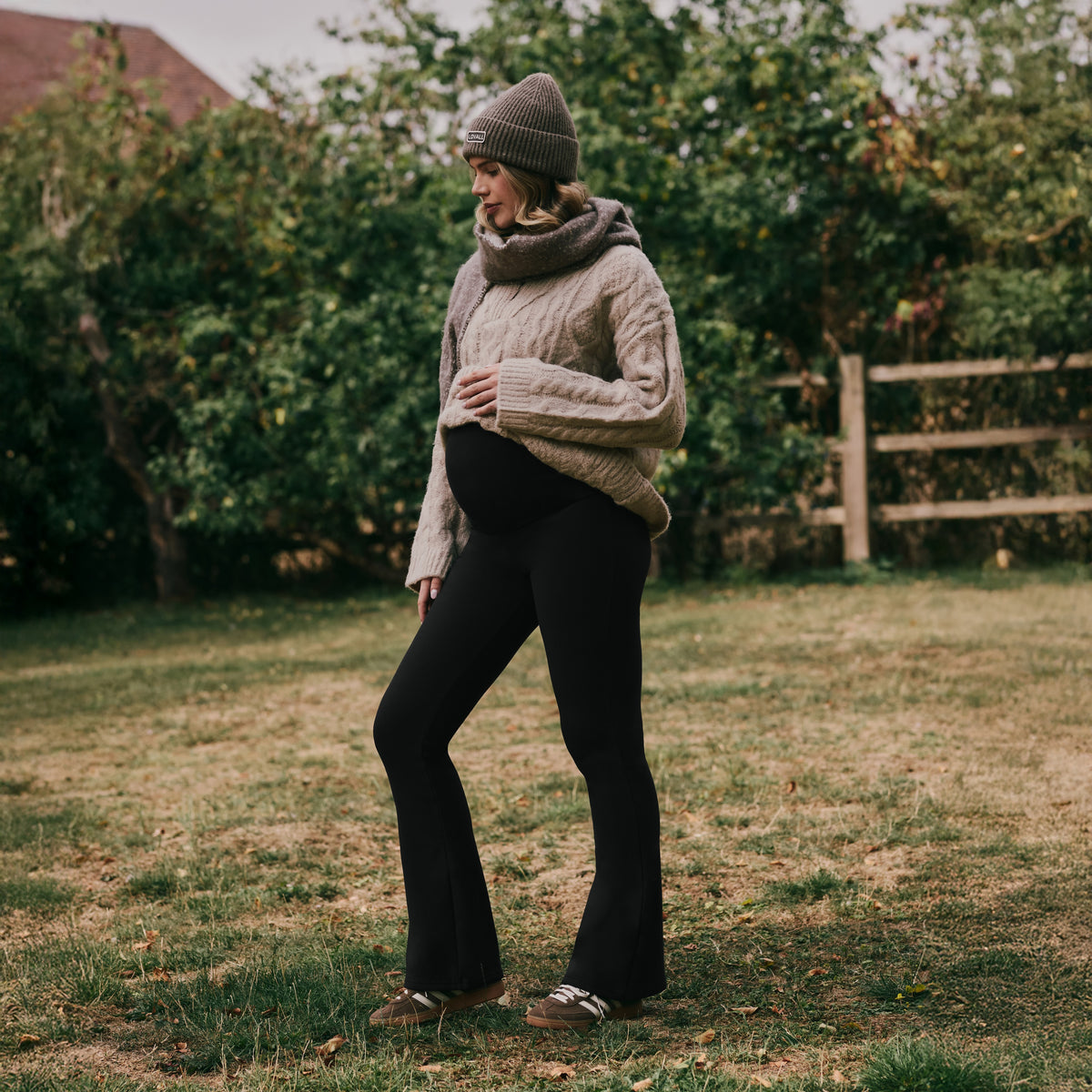 Maternity Winter Flare Leggings - Black
