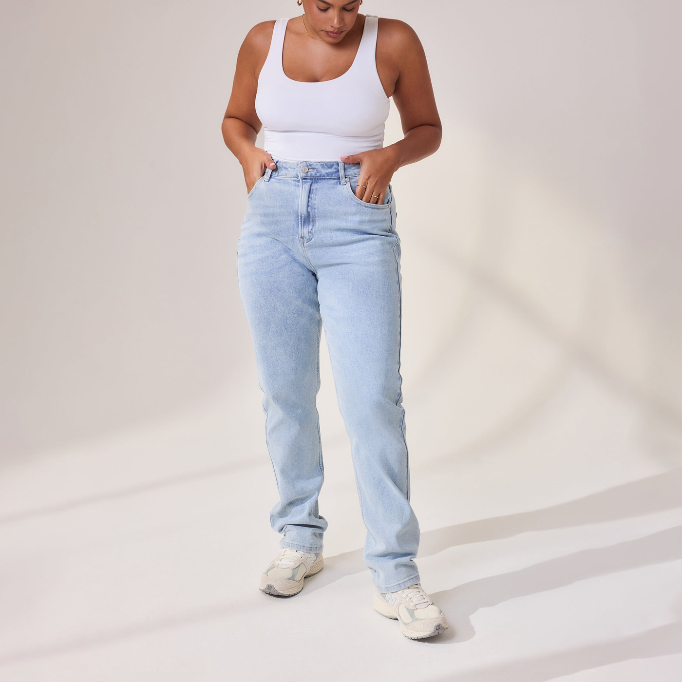 Curve Straight Jeans - Light Bleach