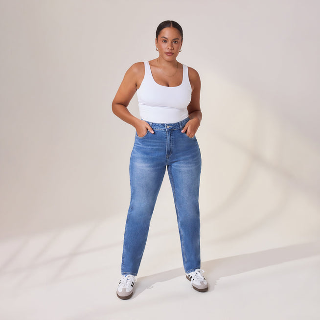 Straight Jeans - Mid Blue