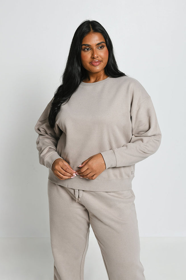 files/W_Black_EverydayComfy_Sweatshirt_2.jpg