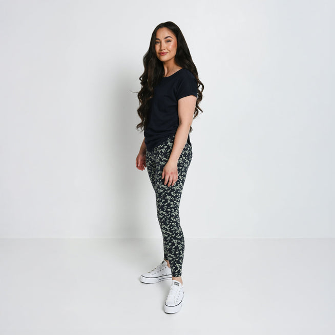files/W_EverydayHighWaistedLeggings_NavyGreenFloral_1.jpg