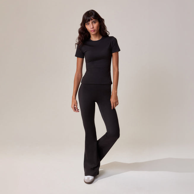 files/W_WinterLeggings_Black-3_5deaeea2-d2e3-4e08-b972-58d8c252ea04.jpg