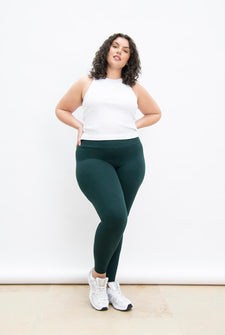 Lucy - Height: 5'9.5 | Wearing Size 18 Tall
