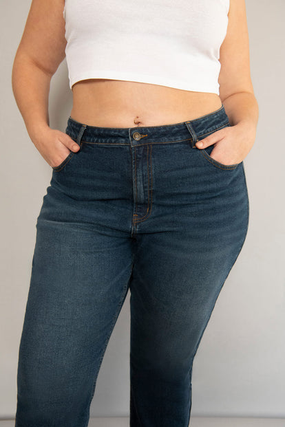 Curve Straight Jeans - Dark Blue