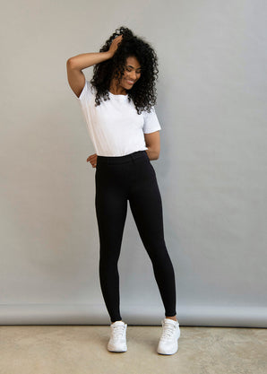 Ultimate Ankle Grazer Jeggings - Black