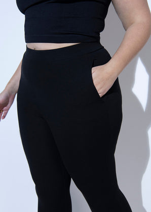 Curve Crop Stretch Trousers - Black