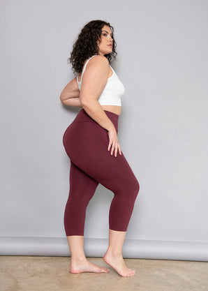 Curve Cropped Lightweight Leggings - Burgundy