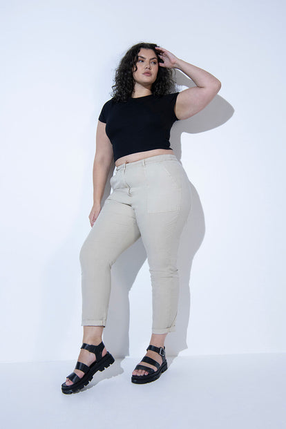 Lucy - Height: 5'9.5 | Wearing Size 18