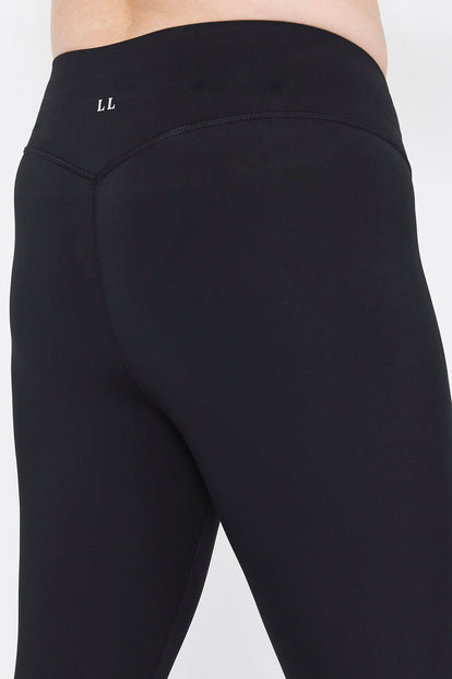 Curve Focus Cropped High Waisted Sports Leggings - Midnight Black