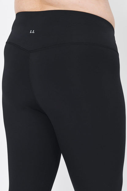 Curve Focus 7/8 High Waisted Sports Leggings - Midnight Black