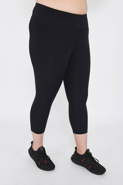 Curve Focus Cropped High Waisted Sports Leggings - Midnight Black