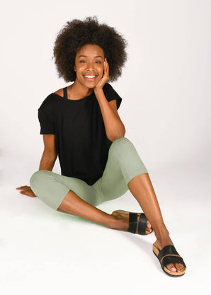 Everyday Cropped Leggings - Sage Green