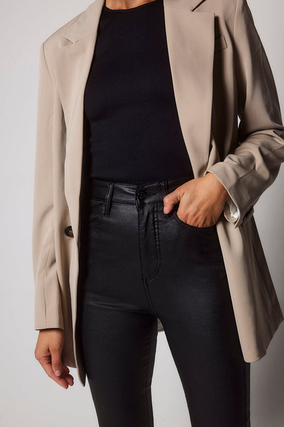Curve Coated Jeans - Black