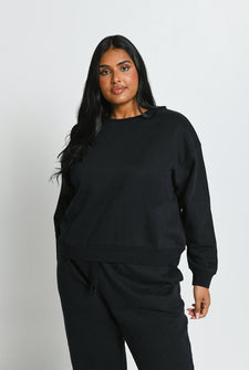 Shanaya - Height: 5'10 | Wearing Size 18 