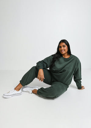 Curve Everyday Comfy Sweatshirt - Forest Green