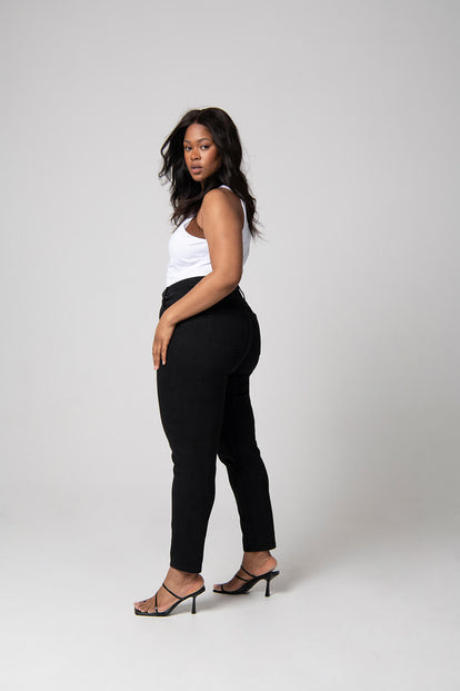 Curve Slim Fit Mom Jeans - Black