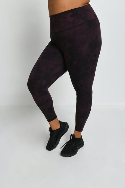 Curve Revitalise 7/8 High Waisted Leggings - Dark Cherry Tie Dye