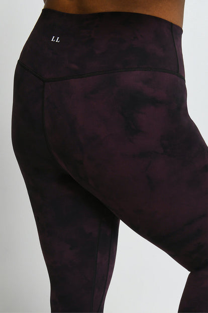 Curve Revitalise 7/8 High Waisted Leggings - Dark Cherry Tie Dye