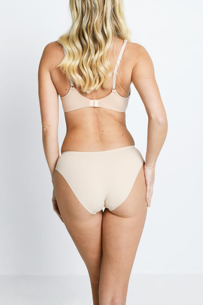 Seamless Brazilian Knickers 3 Pack - Beige