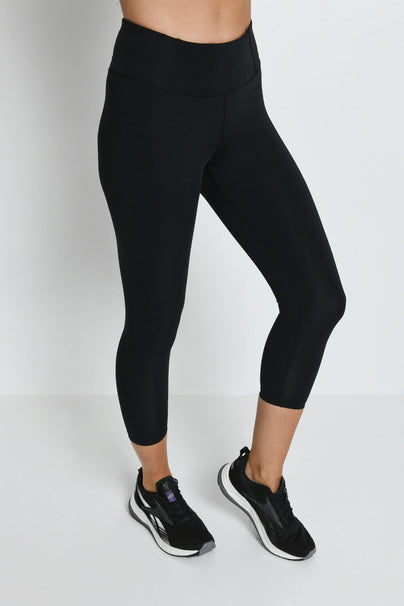 Focus Cropped High Waisted Sports Leggings - Midnight Black